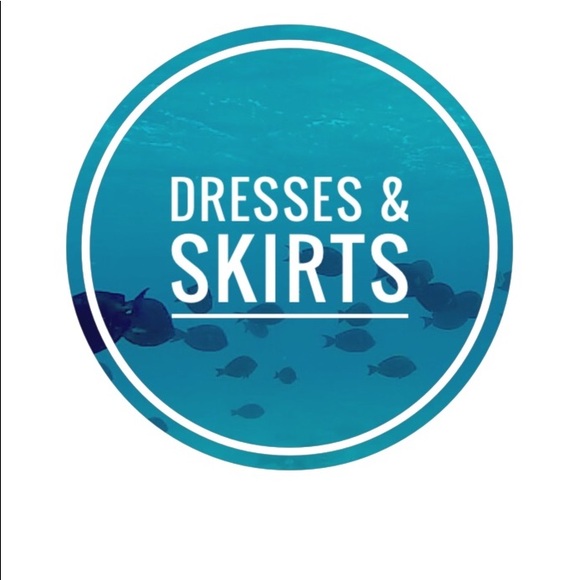 ☀️👗MAKE ME AN OFFER👗☀️SKIRTS AND DRESSES - Picture 1 of 3